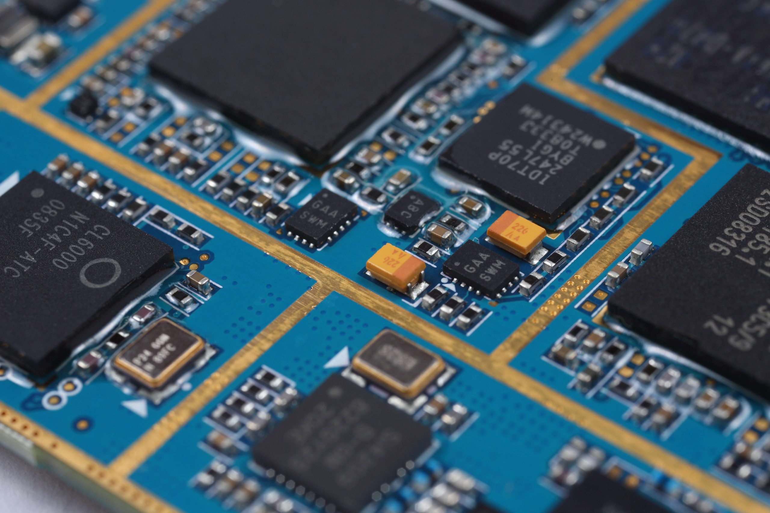 Reprogramación de BIOS: La falla invisible que apaga tu laptop